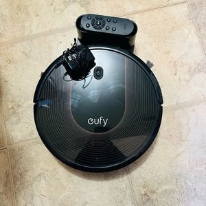 Eufy Wi-Fi Connected RoboVac 30c